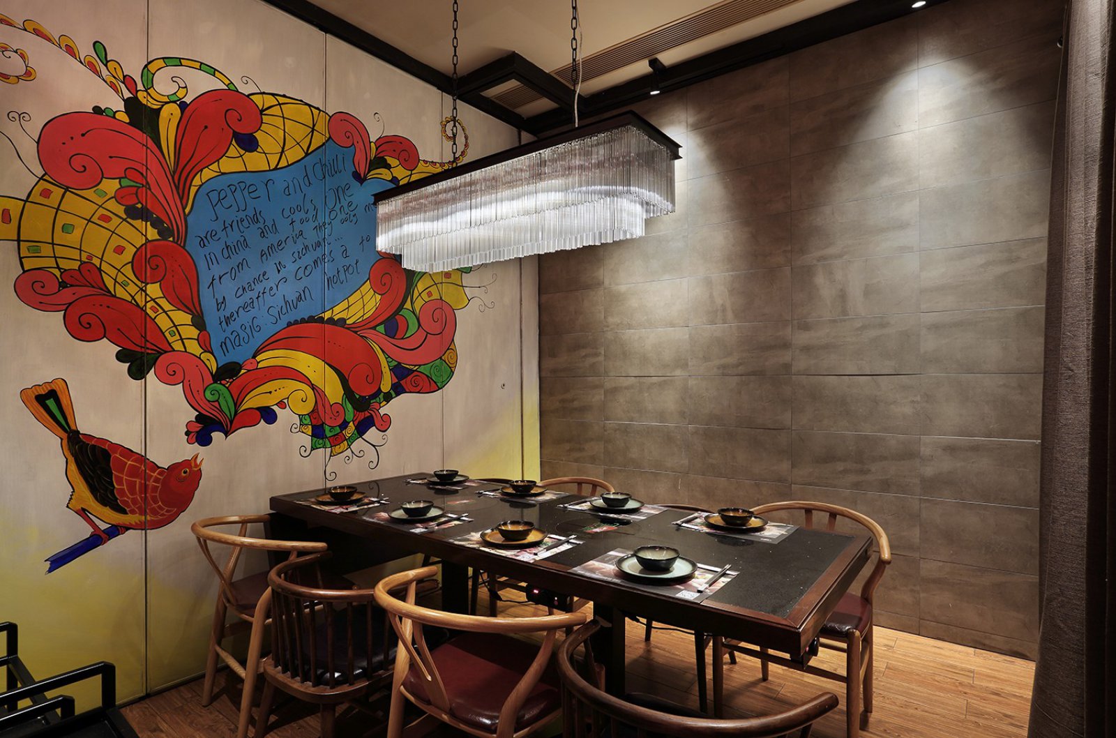 特色餐厅装修设计，应该如何提高人气、提僧收益